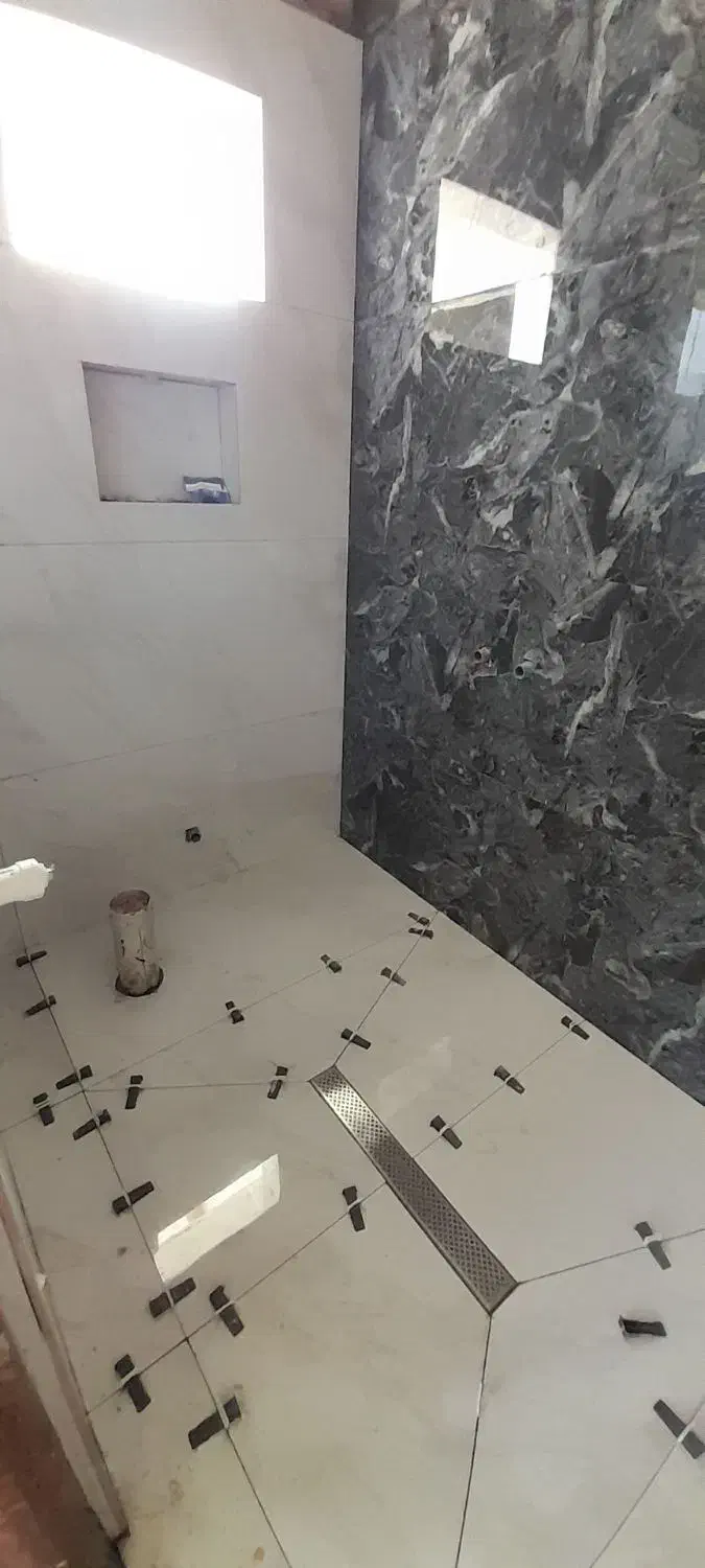 نصب کاشی سرامیک برسلان، اسلپ ،چسبی ، دوغابی|خدمات پیشه و مهارت|سلمانشهر, |دیوار