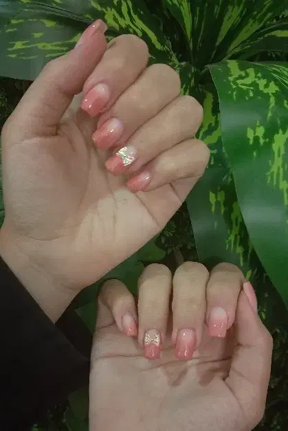 خدمات ناخن|خدمات آرایشگری و زیبایی|فولادشهر, B2|دیوار