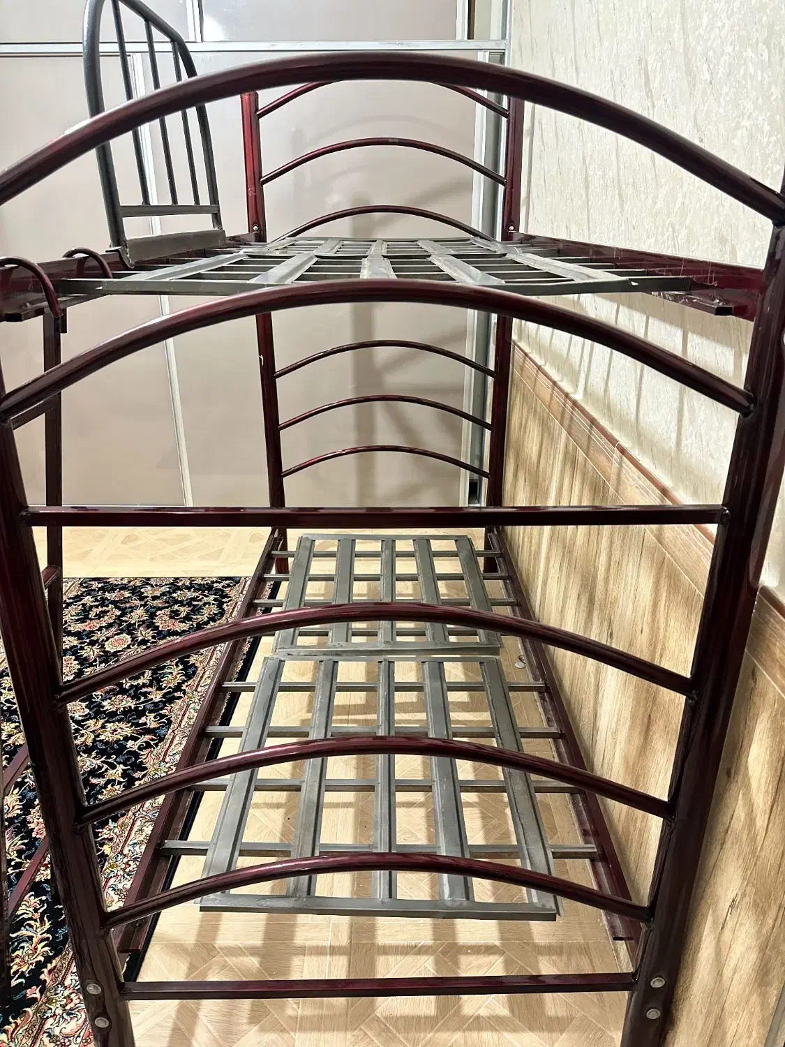 تخت خواب فلزی دو طبقه نوجوان|تخت و سرویس خواب|زنجان, |دیوار