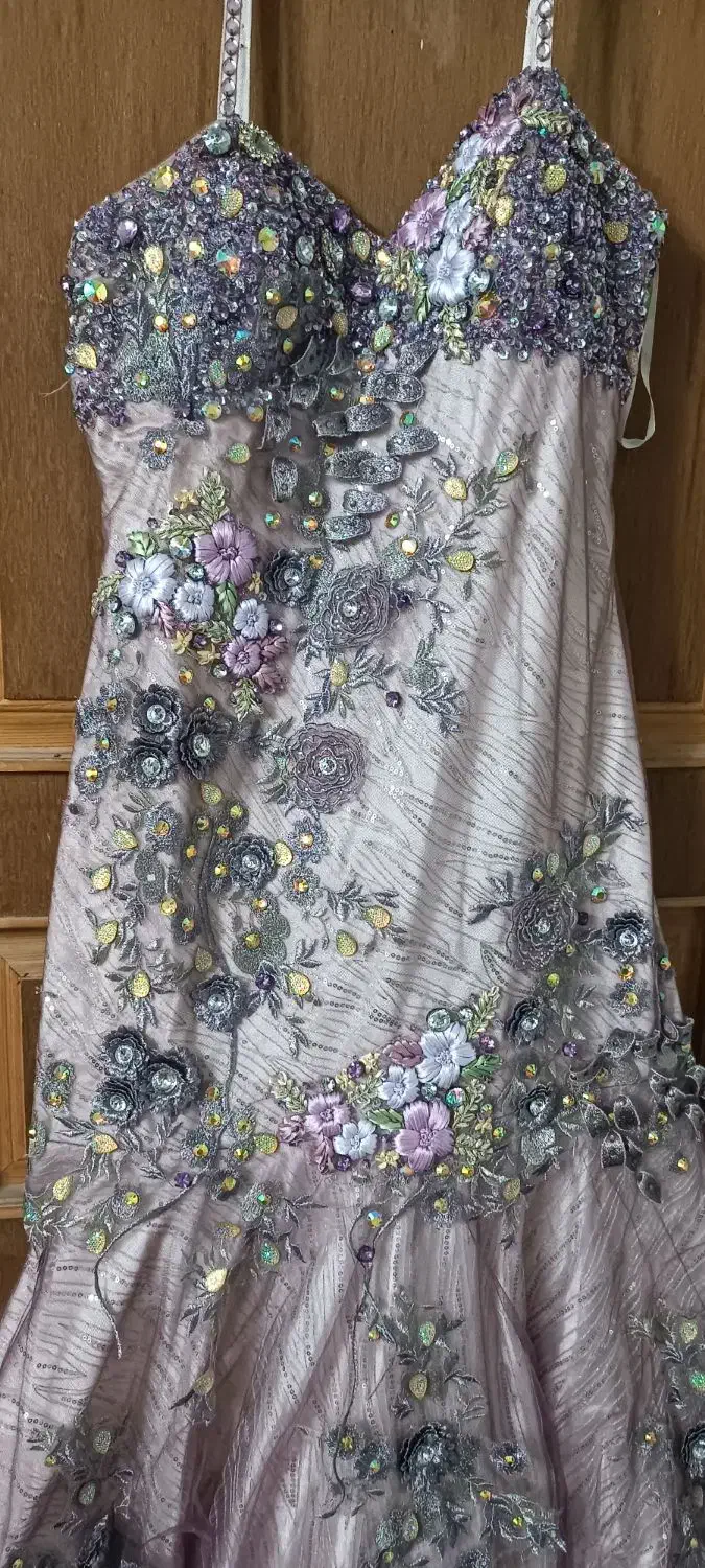 لباس مجلسی|لباس|مشهد, ابوذر|دیوار