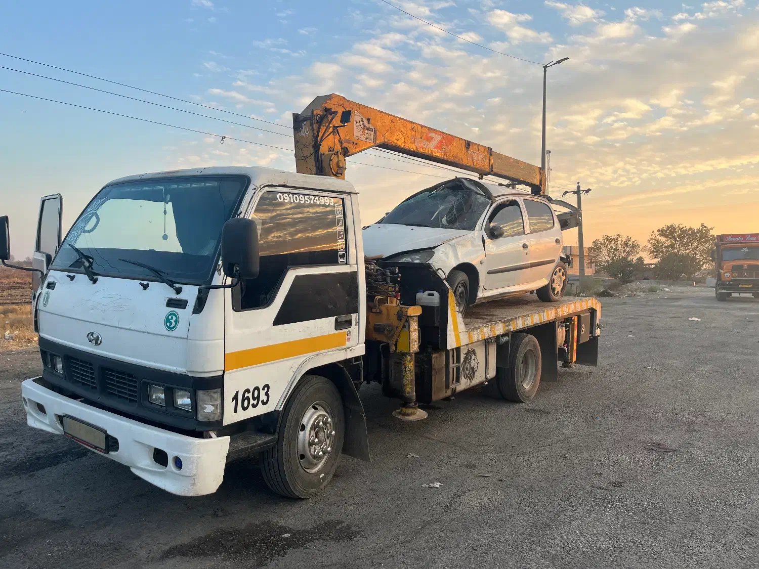 جرثقیل میلاد|خدمات حمل و نقل|اقبالیه, |دیوار