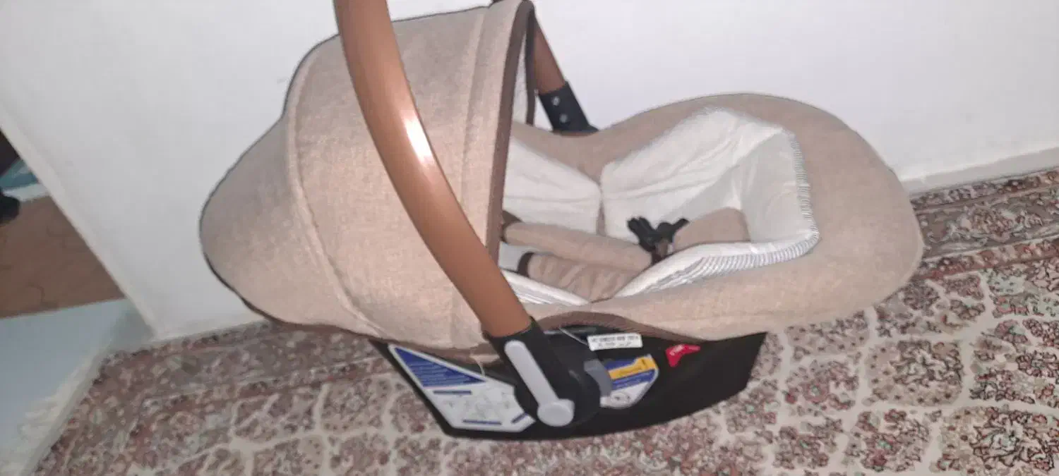 کریر|کالسکه و لوازم جانبی|دماوند, گیلاوند|دیوار