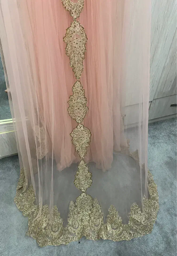 لباس مجلسی|لباس|رشت, سعدی (تختی)|دیوار