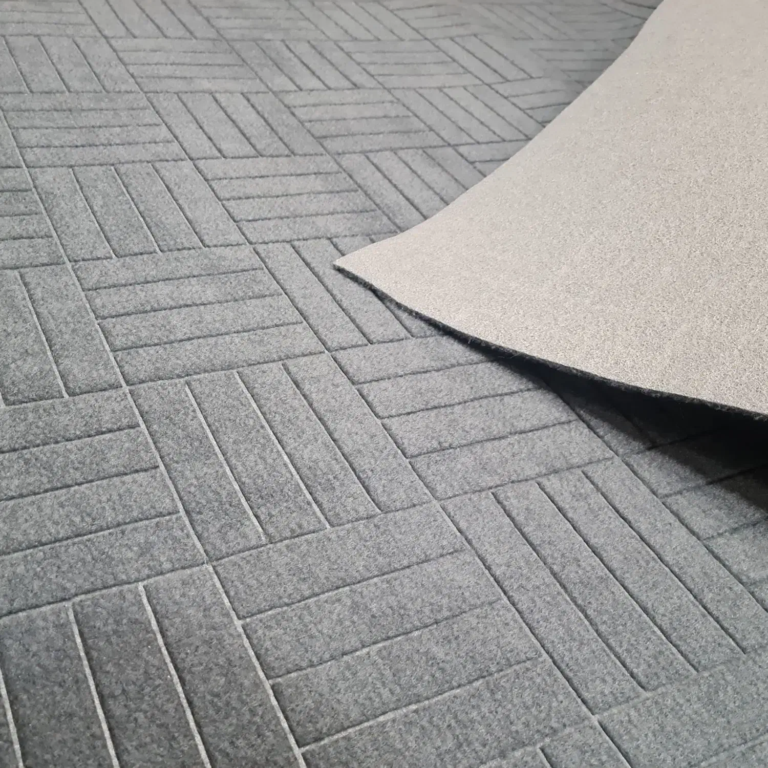 موکت سوخته و پاره شما را برمیدارم|موکت|مشهد, انقلاب|دیوار