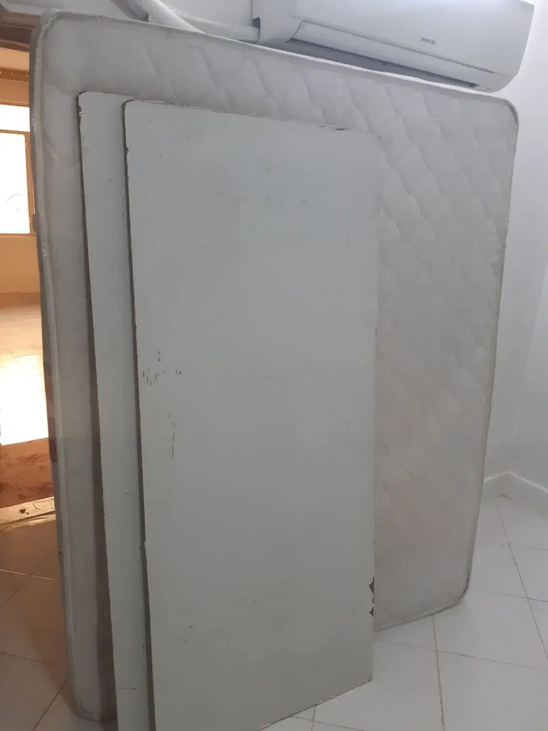 تخت دونفره|تشک تختخواب|ساوه, |دیوار