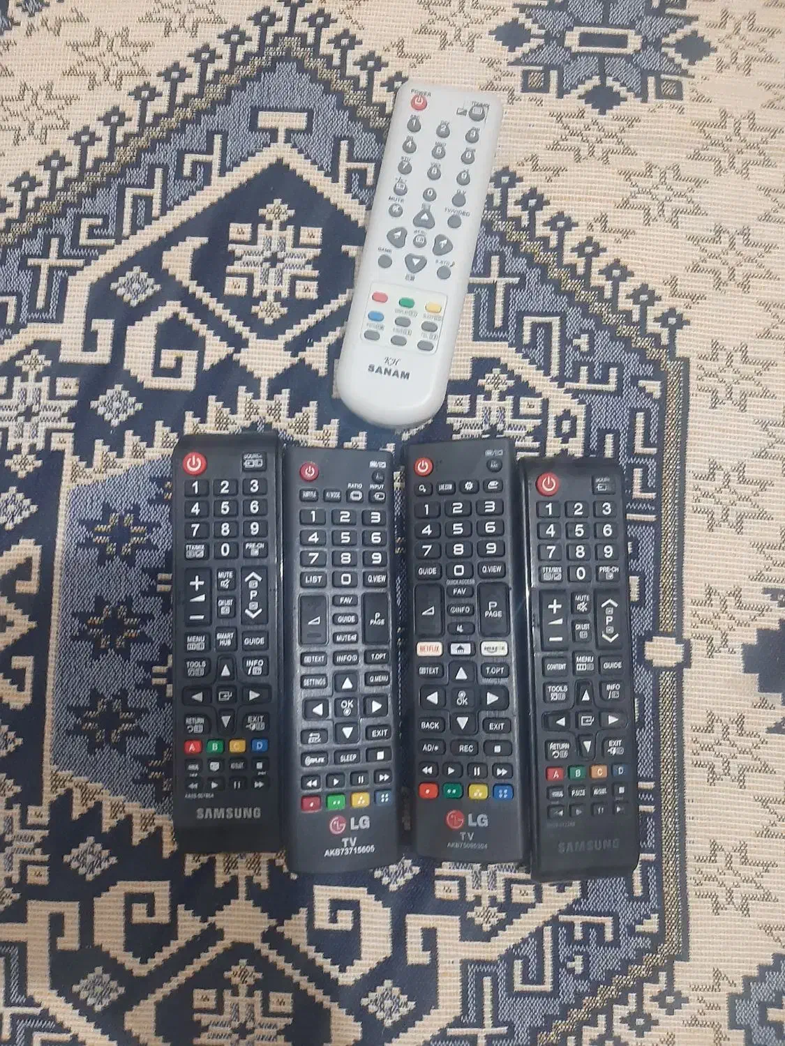 کنترل تلویزیون سامسونگ و الجی|تلویزیون و پروژکتور|باقرشهر, |دیوار