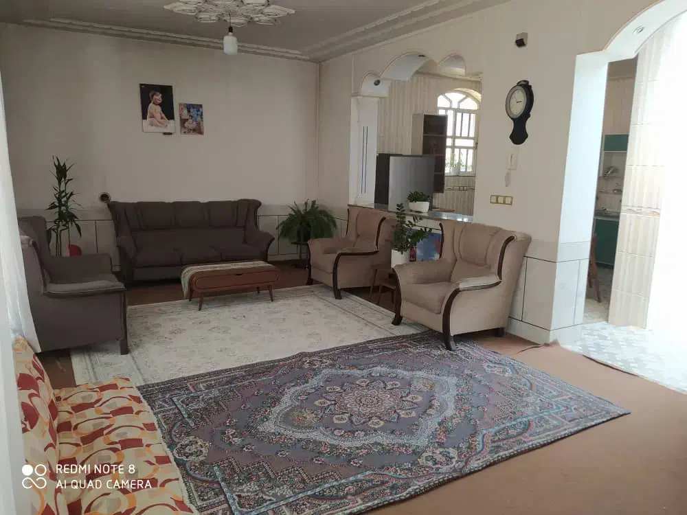 رهن و اجاره طبقه دوم تمیز و مجزا با تمام انشعابات|اجارهٔ خانه و ویلا|شیراز, باجگاه|دیوار