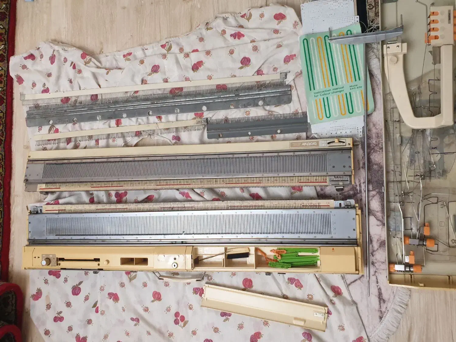 دستگاه بافتنی مدلbrother 860|لوازم خیاطی و بافتنی|تبریز, |دیوار