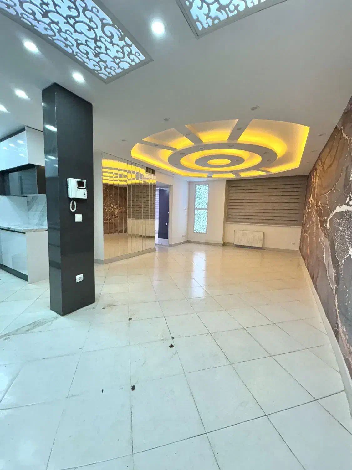 آپارتمان ۱۰۱متری/فول لاکچری/کلیدنخورده/لوکیشن عالی|فروش آپارتمان|پرند, فاز ۲|دیوار