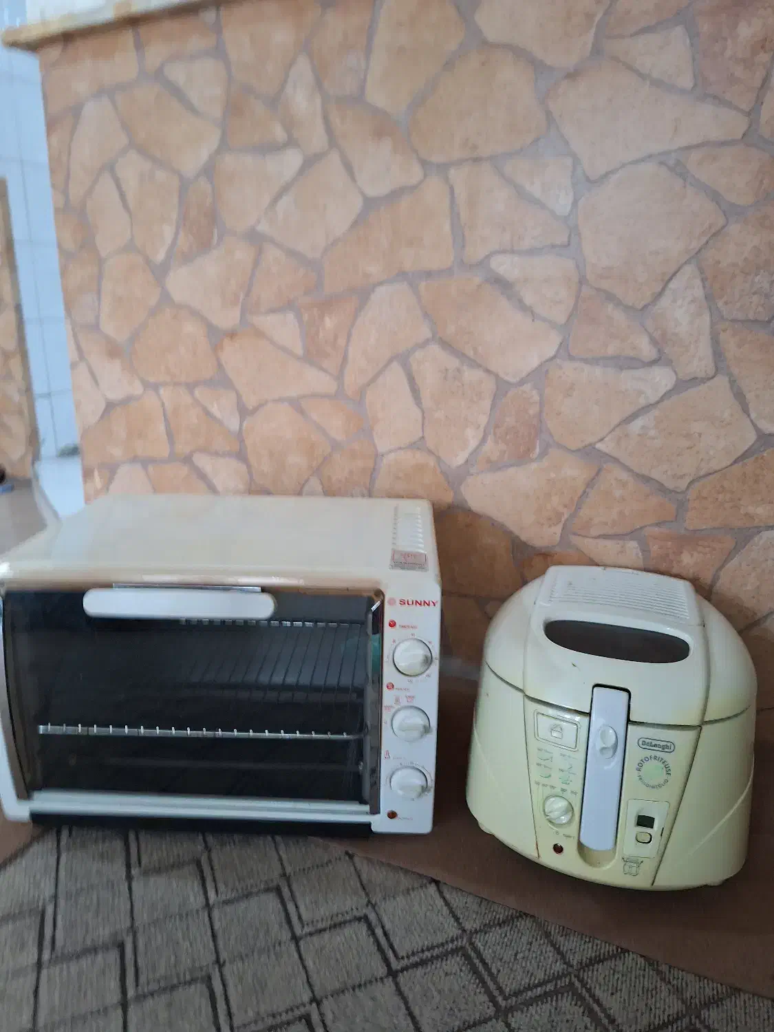 توستر سانی و سرخکن دلونگی|اجاق گاز و لوازم برقی پخت‌وپز|ملایر, |دیوار