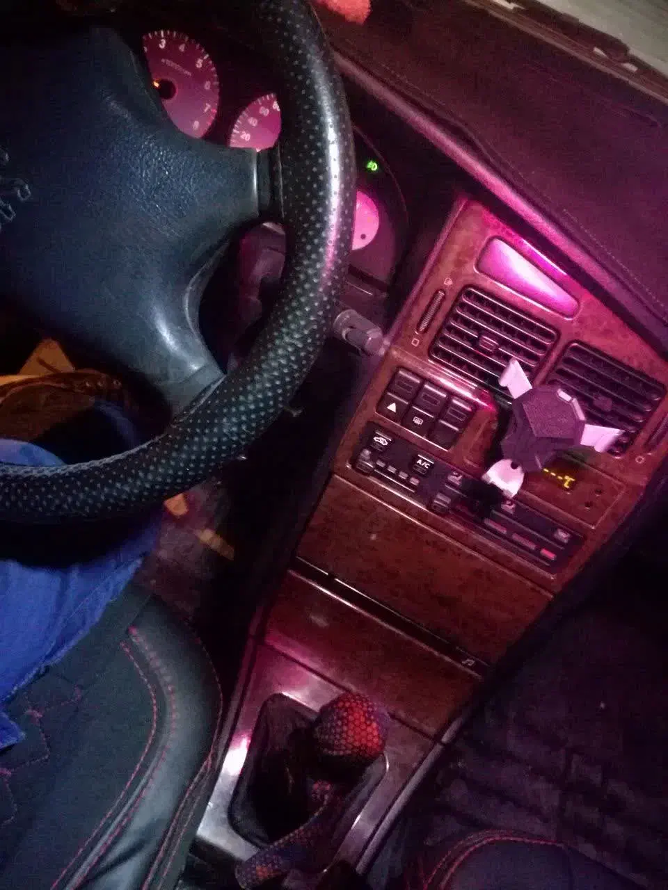 پژو پارس سفید۸۷|خودرو سواری و وانت|نجف‌آباد, امام خمینی|دیوار