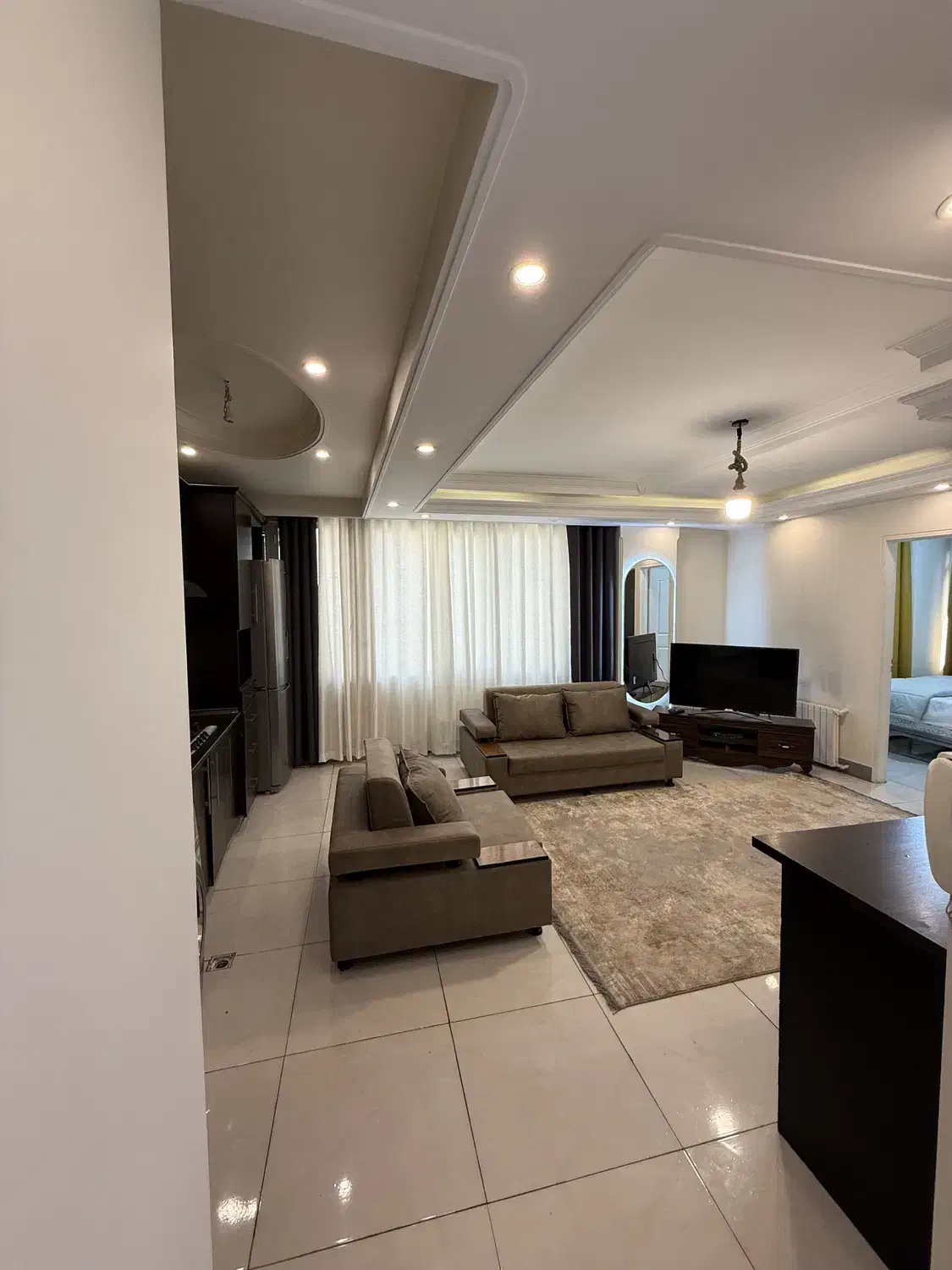 اجاره هتل آپارتمان سعادت آباد،پارت تایم،روزانه،|اجارهٔ کوتاهمدت آپارتمان و سوئیت|تهران, ستارخان|دیوار