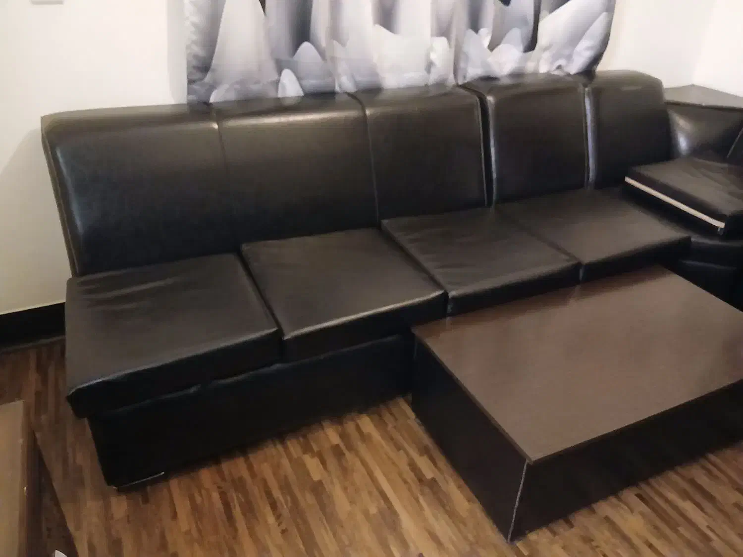 مبل ۷نفره چرم|مبلمان خانگی و میز عسلی|قم, پردیسان|دیوار