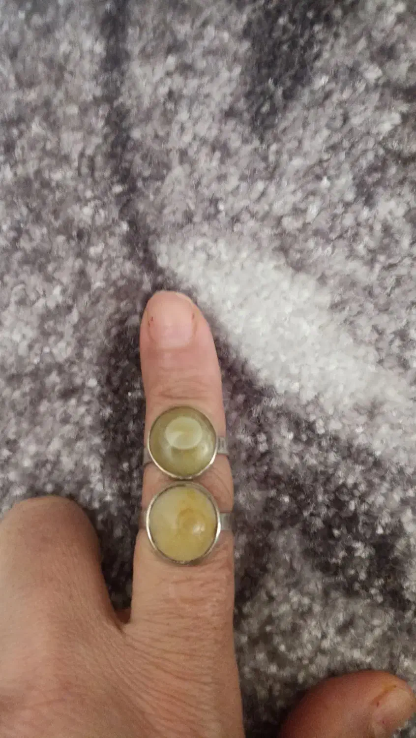 سنگ قدیمی فروشی|کلکسیون اشیاء عتیقه|یزد, |دیوار