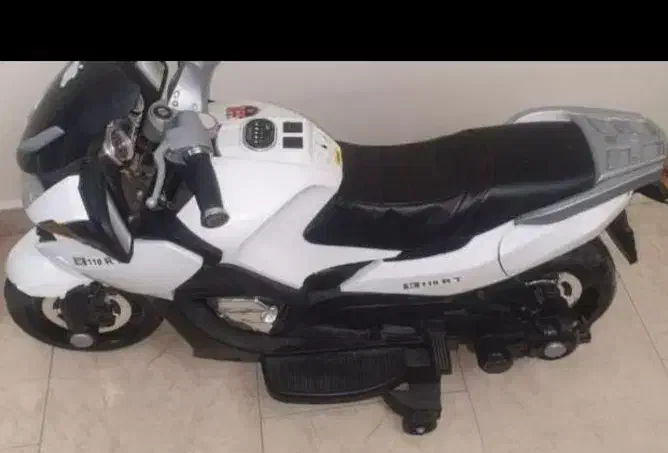 موتور شارژی rt118و ماشین شارژ|اسباب‌‌بازی|قم, یزدان‌شهر|دیوار