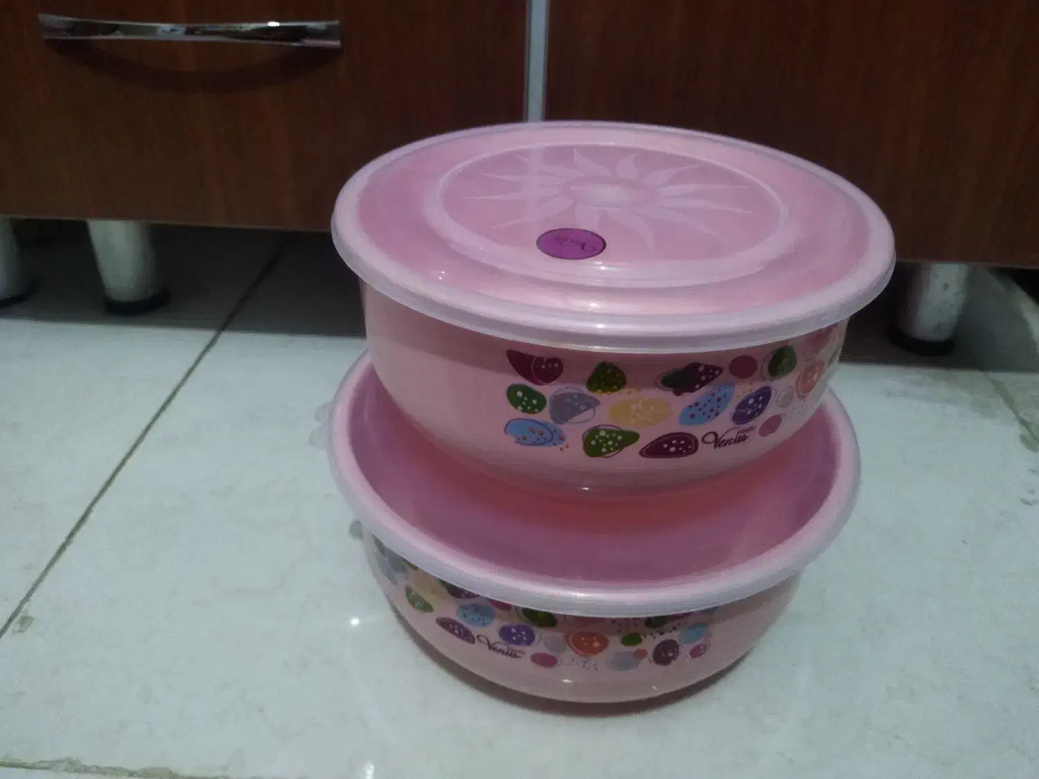 کتری قوری لعابی  و ظرف نگهدارنده|ظروف پخت‌وپز|کرمانشاه, |دیوار