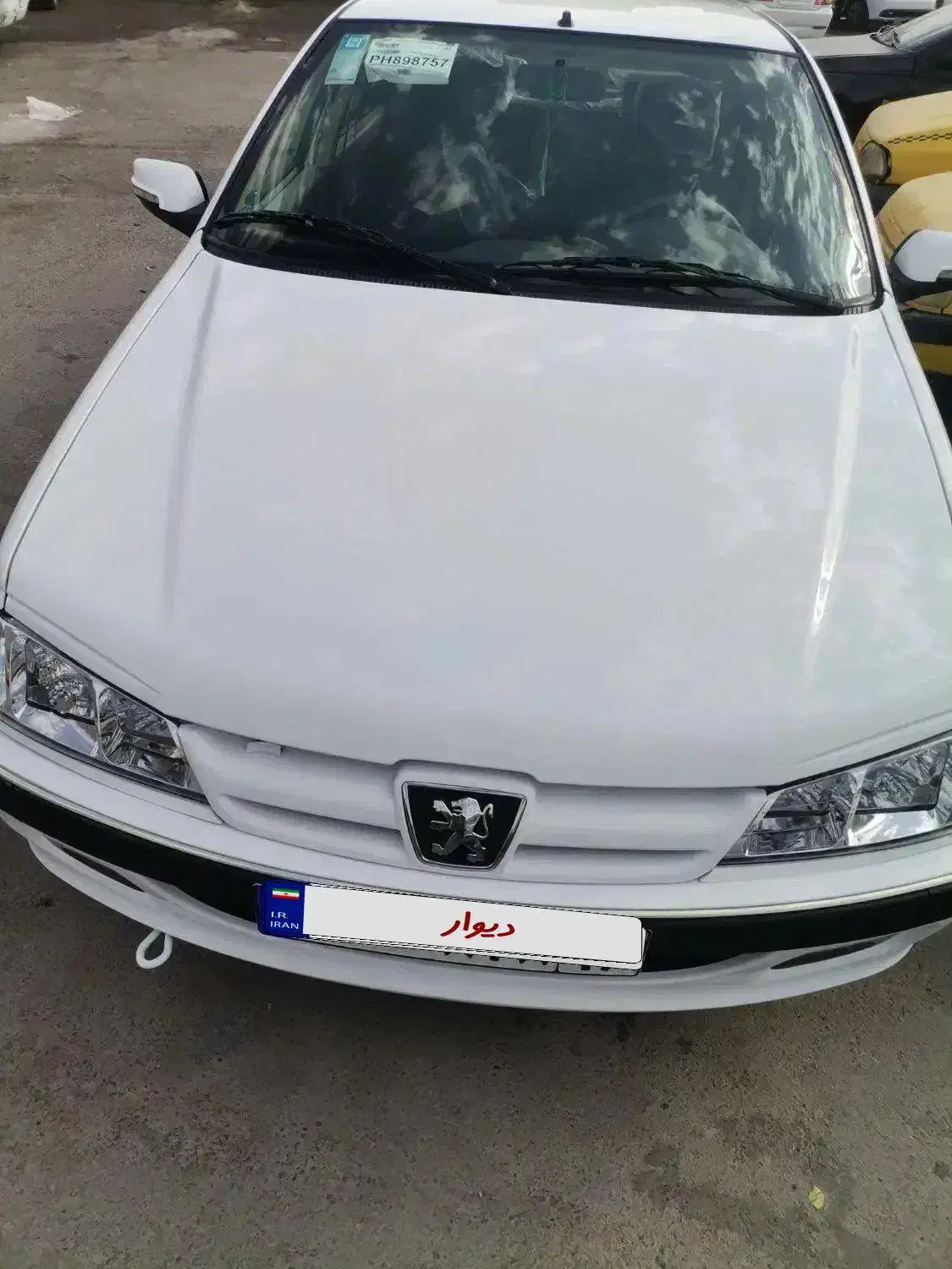 پژو پارس نیمه فول xu7p402|خودرو سواری و وانت|قم, باسکول|دیوار