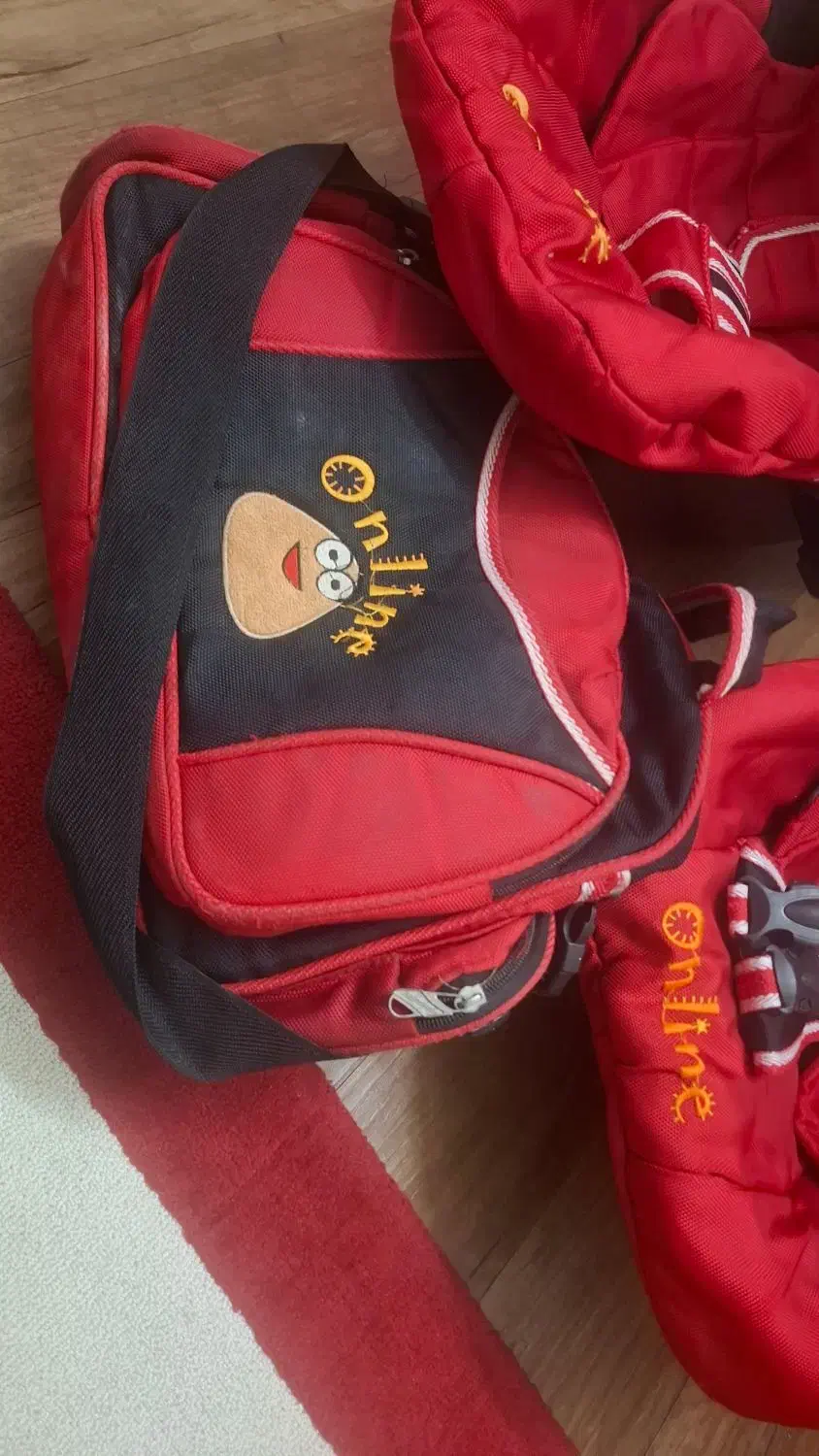 دو عدد کریر به همراه کیف لوازم و دوعدد تشک|کالسکه و لوازم جانبی|شاندیز, |دیوار