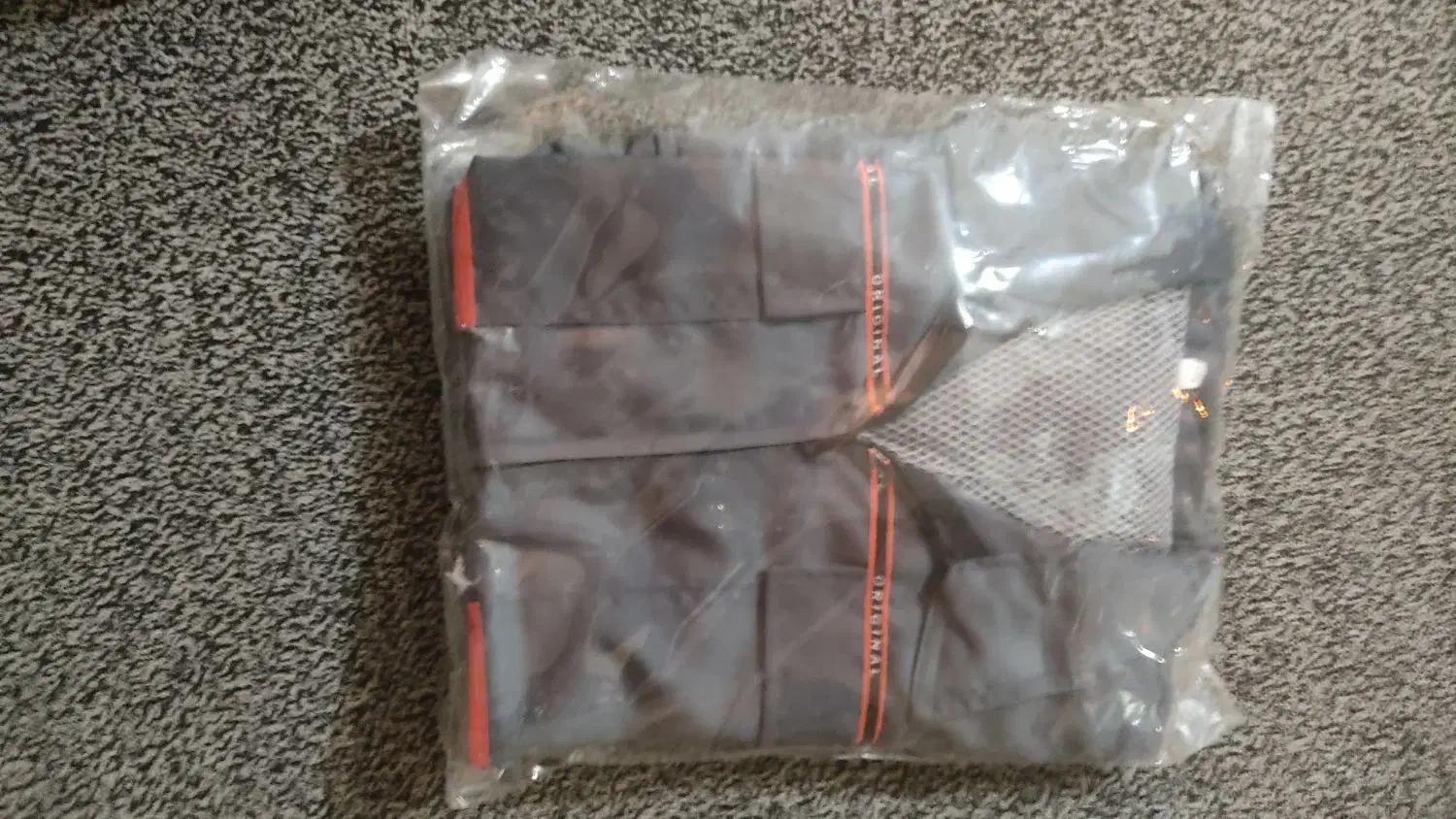 کفش و لباس کار معاوضه با کبوتر|کیف، کفش، کمربند|ایلام, |دیوار