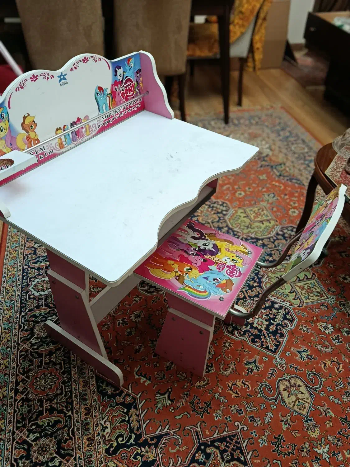 میز تحریر کودک|اسباب و اثاث بچه|تهران, باغ فیض|دیوار