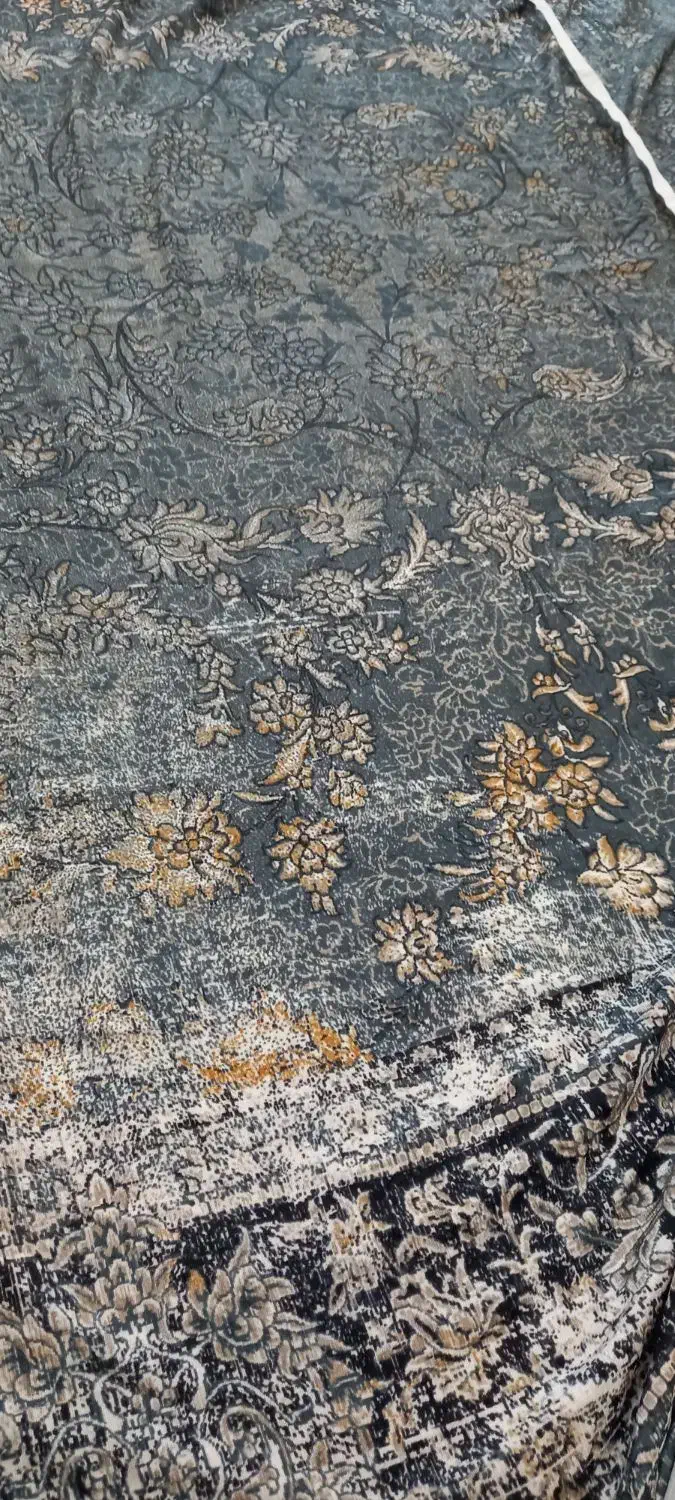 یک عدد روفرشی کشدار ۹متری نونو|روفرشی|الیگودرز, |دیوار