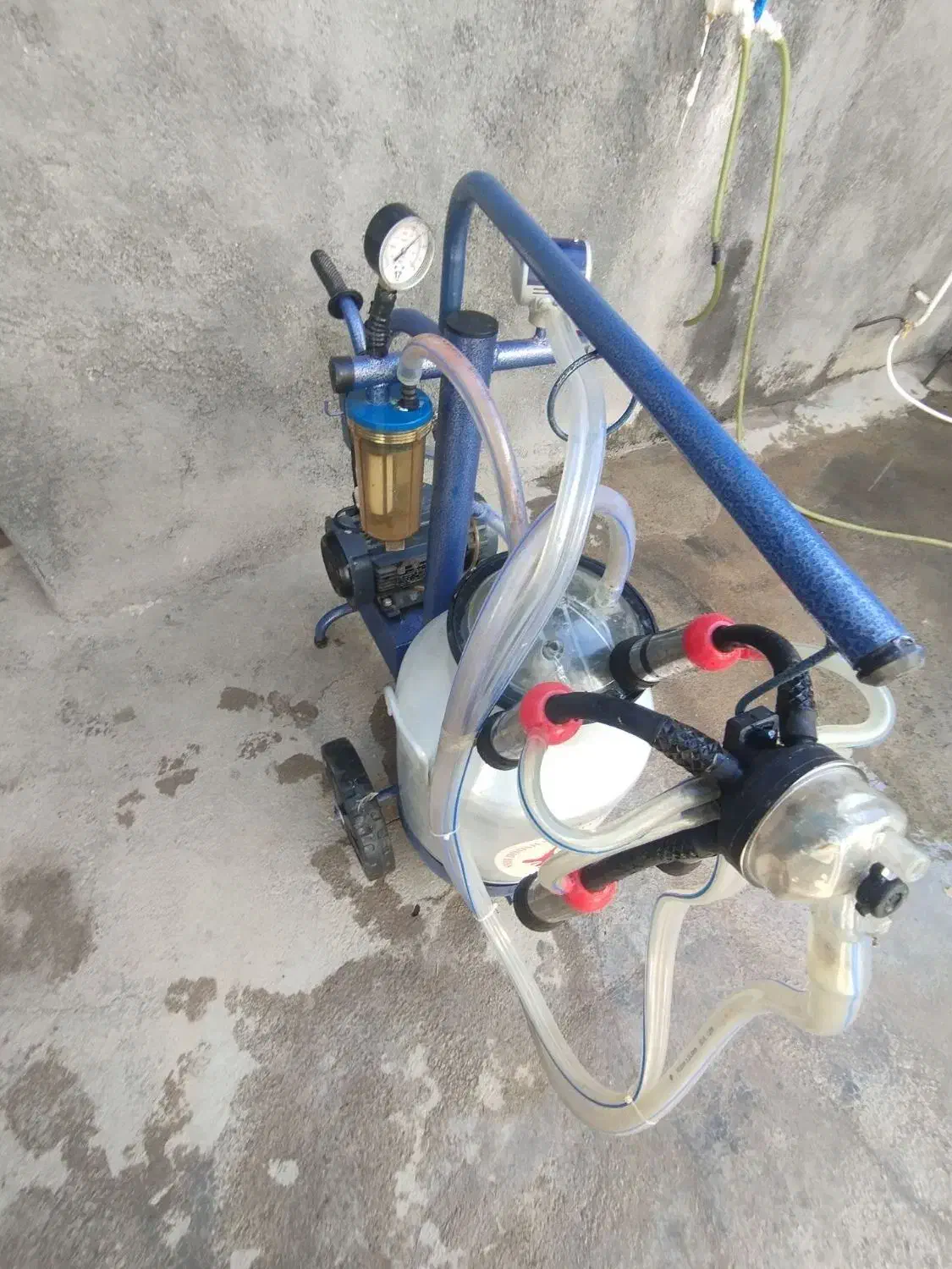 شیر دوش|ماشین‌آلات صنعتی|بیستون, |دیوار