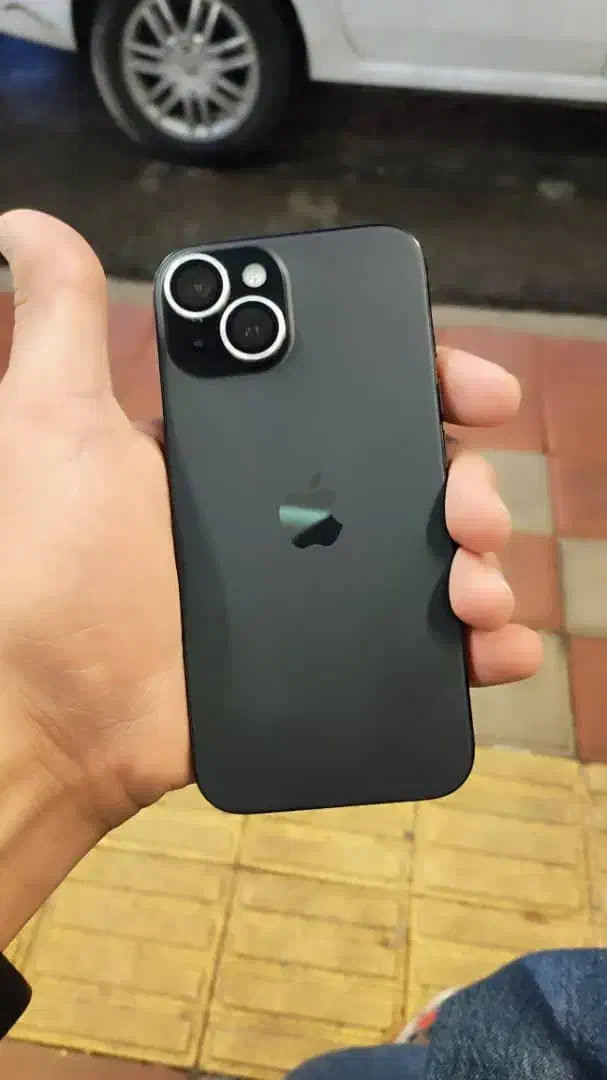 آیفون ۱۵ نرمال|موبایل|رشت, منظریه|دیوار