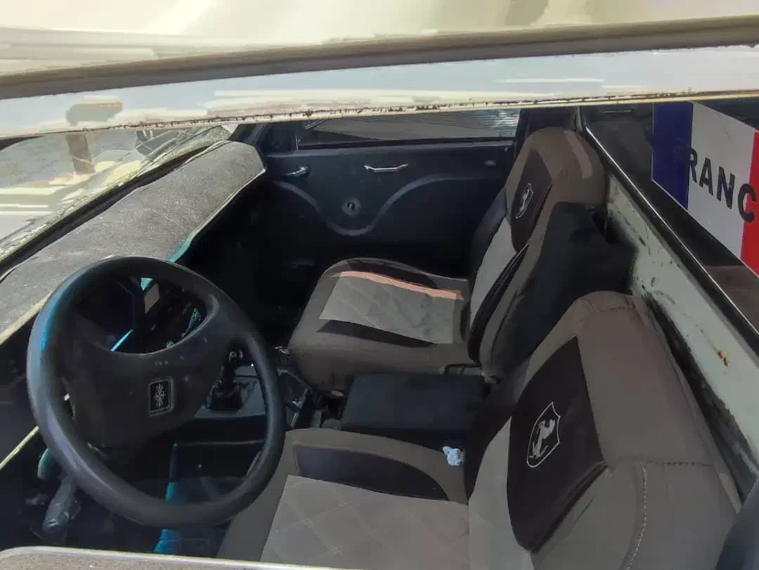 پیکان وانت|خودرو سواری و وانت|چاروسا, |دیوار