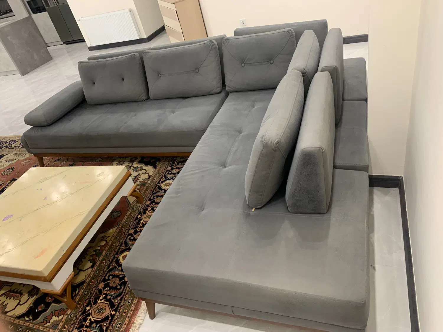 مبل ال تخت خوابشو شرکتی|مبلمان خانگی و میز عسلی|رشت, شالکو|دیوار