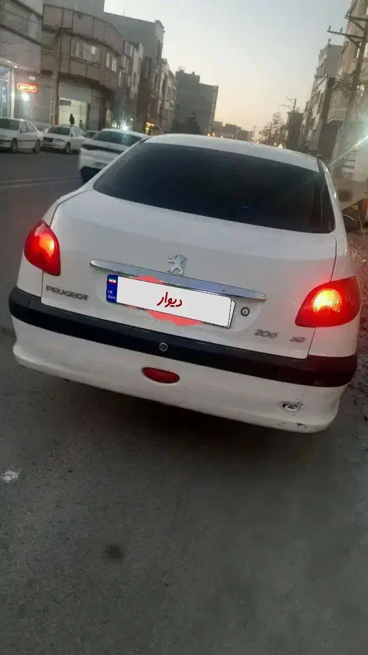 پژو 206 صندوقدار|خودرو سواری و وانت|قم, شهرک توانیر|دیوار