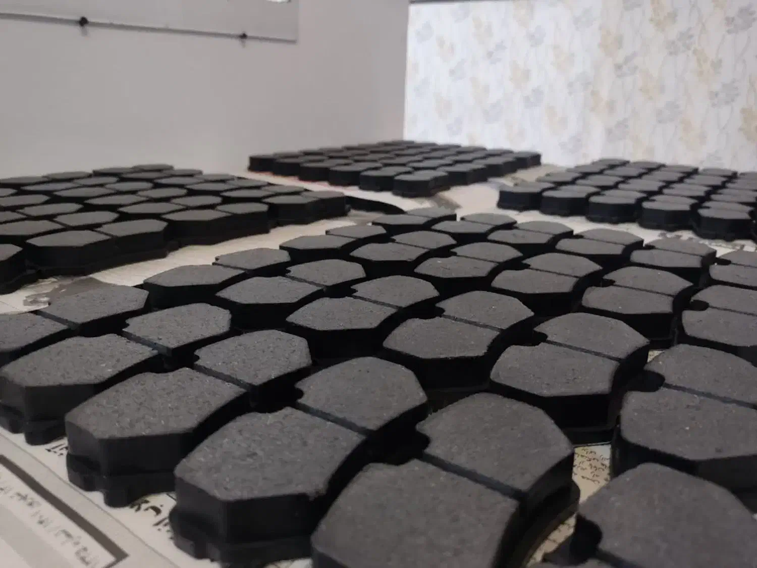 استخدام در کارخانه تولید لنت ترمز|استخدام صنعتی، فنی، مهندسی|نوشین شهر, |دیوار