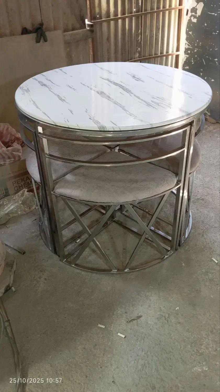 میز نهار خوری|میز و صندلی غذاخوری|باغ ملک, |دیوار