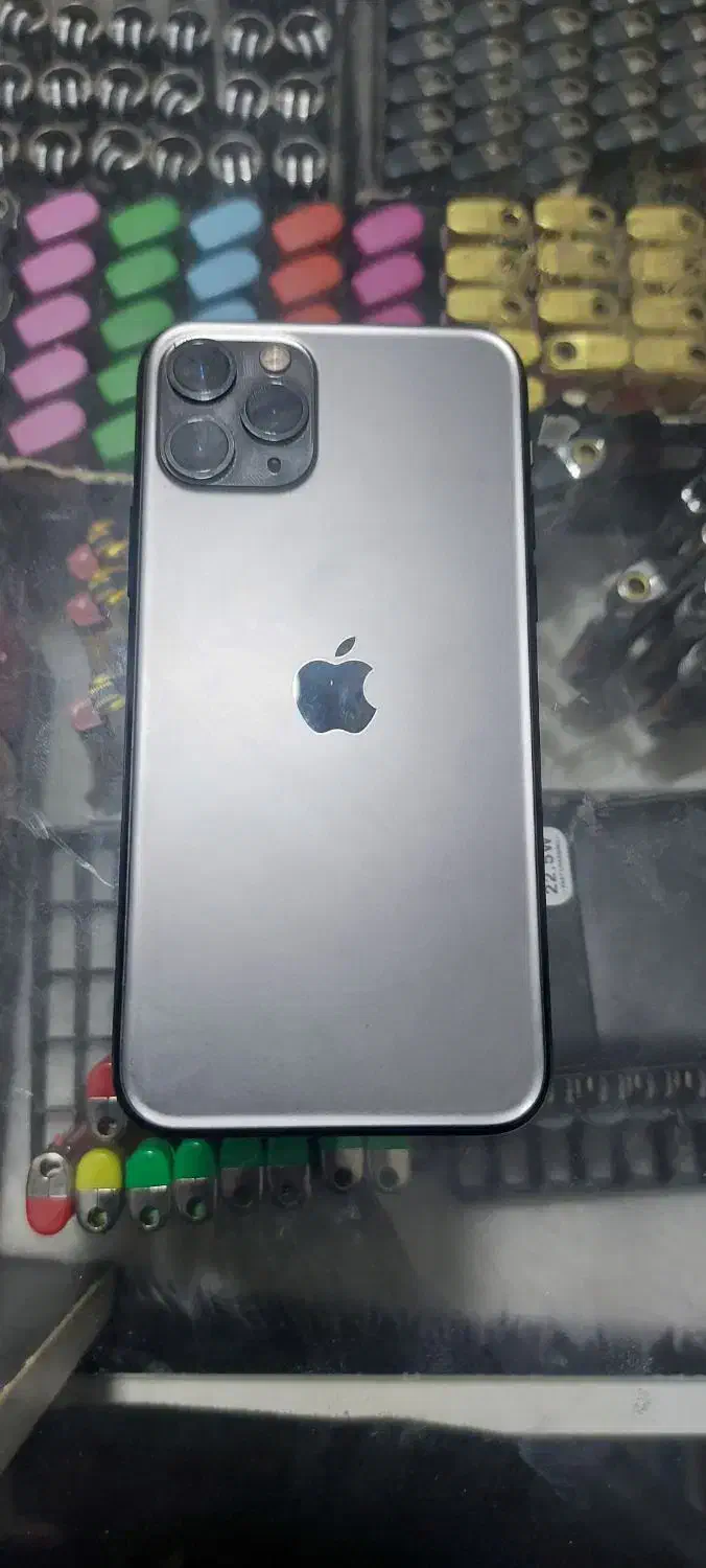 اپل iPhone 11 Pro با حافظهٔ ۲۵۶ گیگابایت|موبایل|اراک, |دیوار