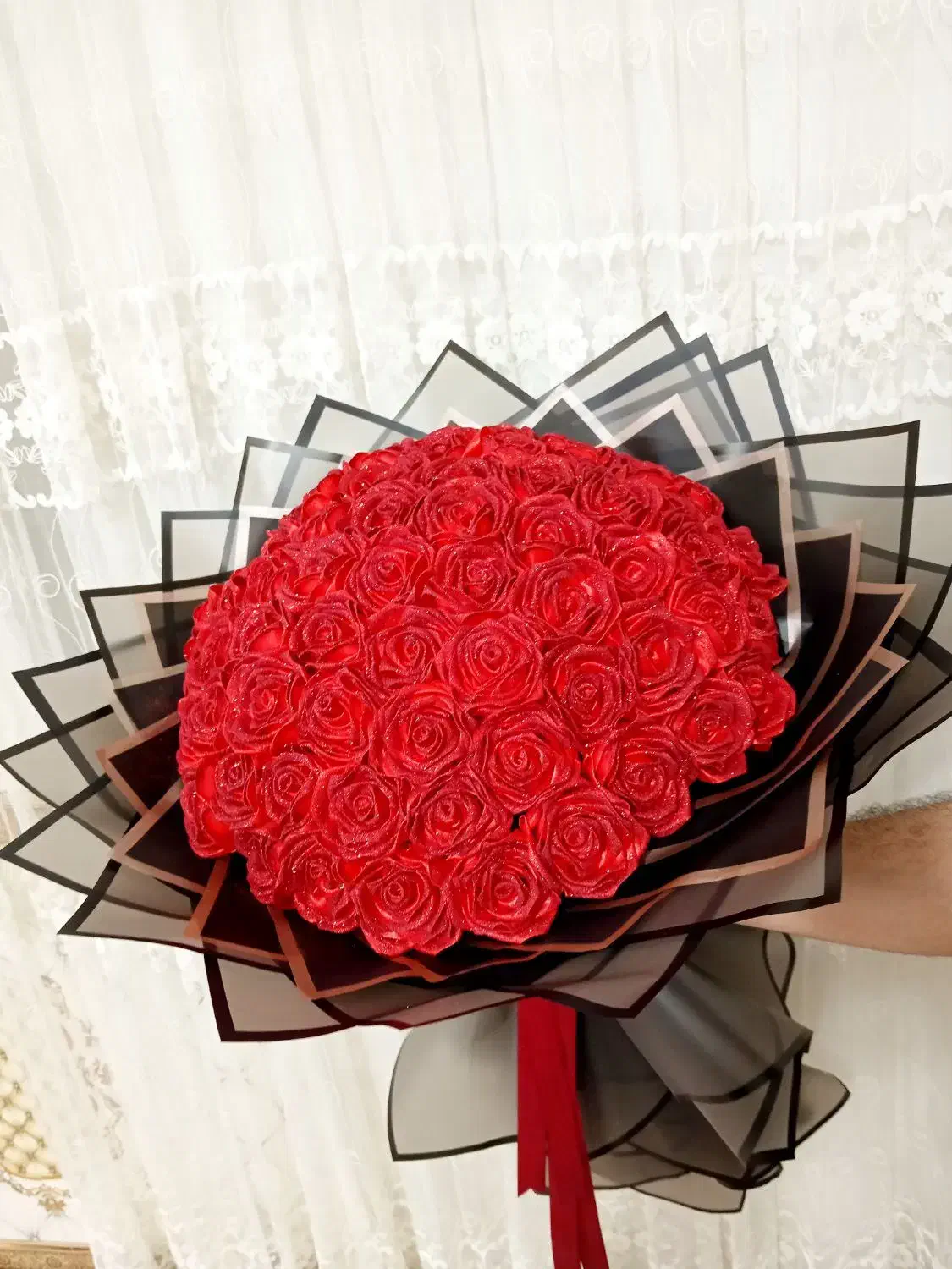 دسته گل روبانی ۷۰شاخه باکاغذپیچی vip|گل مصنوعی|مهاباد (آذربایجان غربی), |دیوار