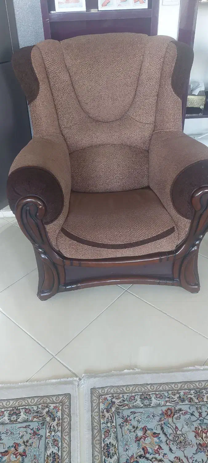 حراج مبل۷ نفره بسیار تمییز زیر قیمت|حراج|فولادشهر, B4|دیوار