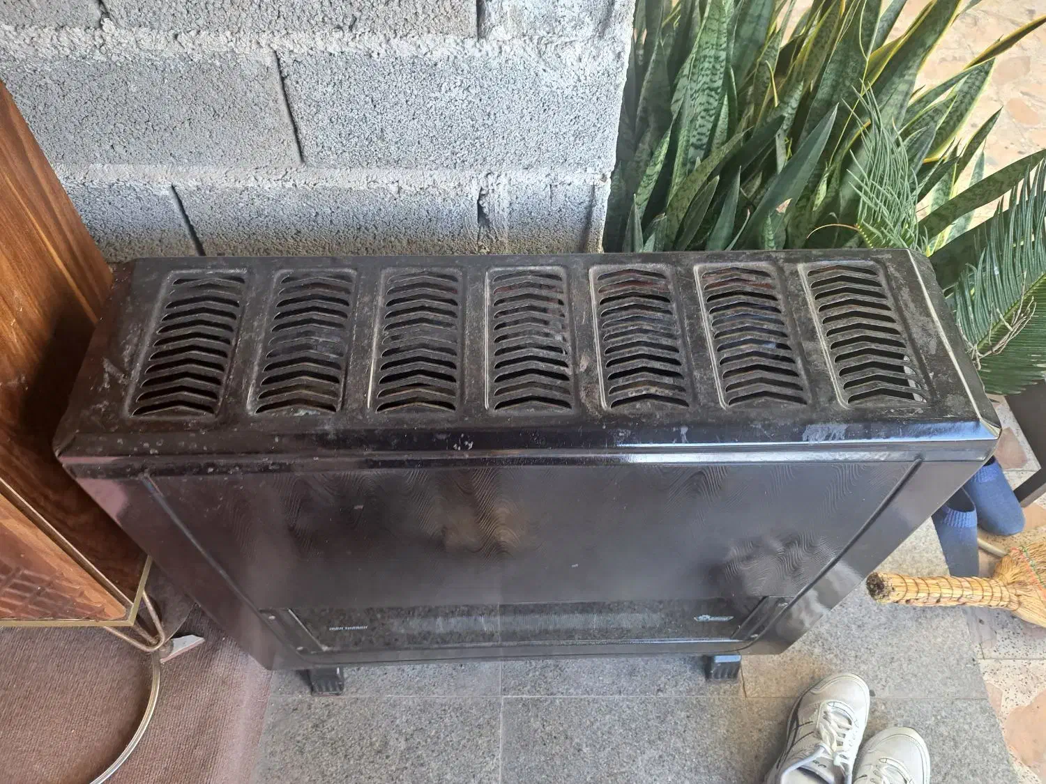 بخاری گازی رنگ مشکی|بخاری، هیتر، شومینه|رشت, حومه رشت|دیوار