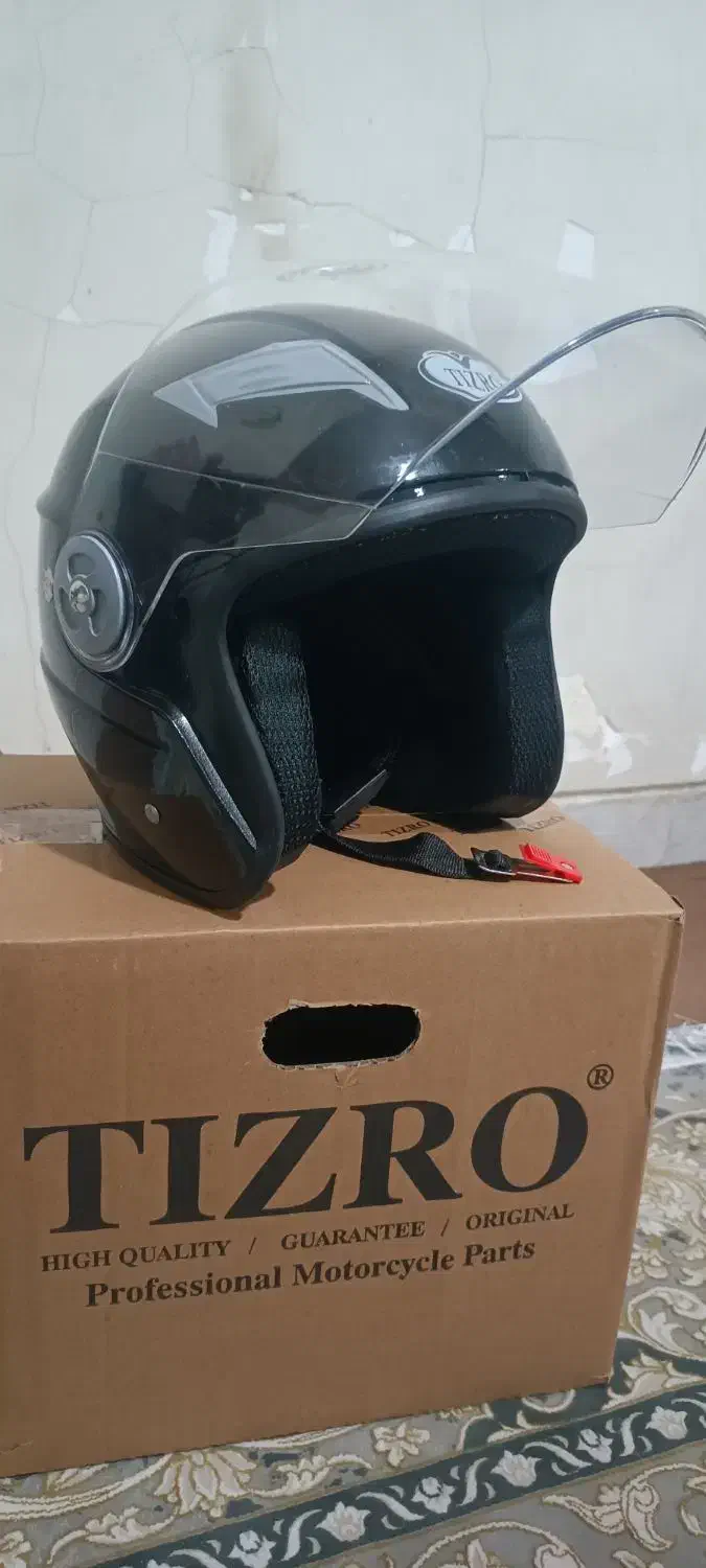 کلاه کاسکت TIZRO|قطعات یدکی و لوازم جانبی|شیراز, شهرک پرواز|دیوار