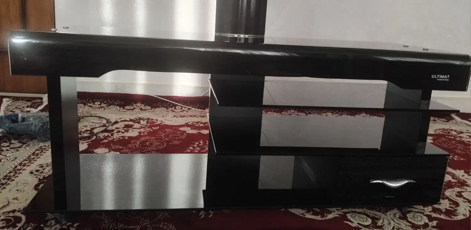 میزتلویزیون شیشه ای درحدنو|میز تلویزیون|خرمدره, |دیوار