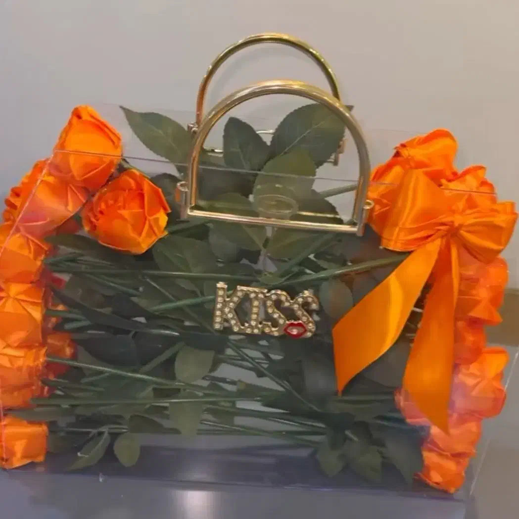 سفارش انواع گل روبانی د تنوع رنگ باکس گل ودسته کل|گل مصنوعی|گیلان غرب, |دیوار