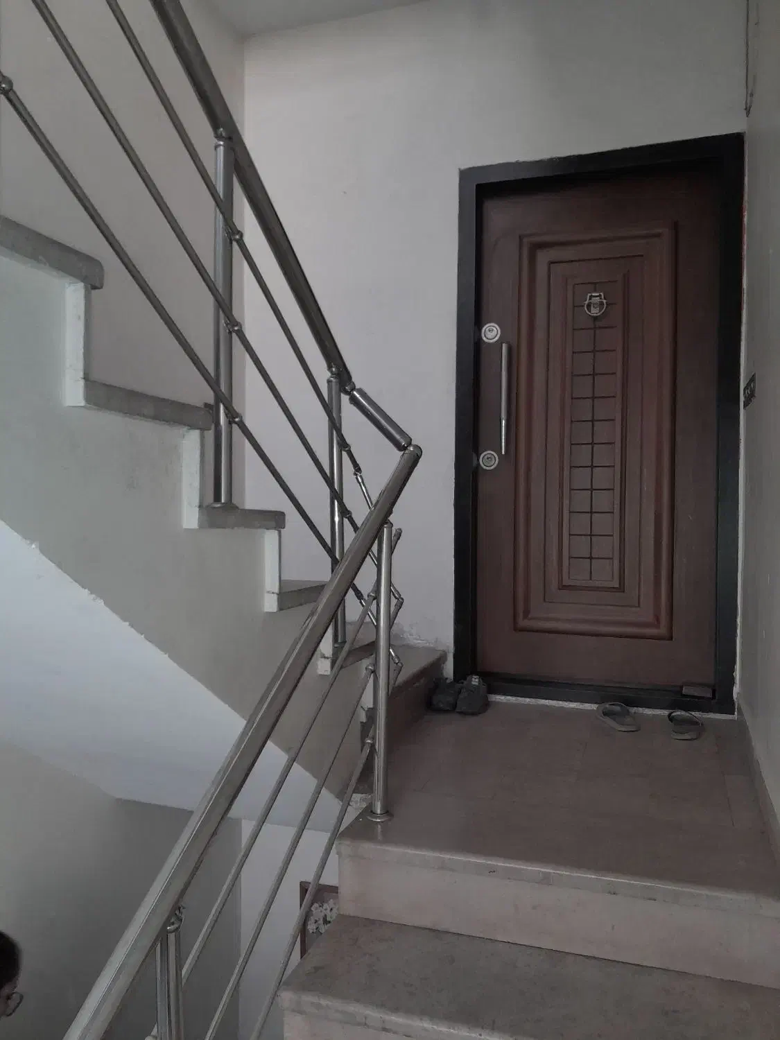 پیروزی کلینی ۲۱۰متربر ۱۰ سه طبقه بنامجزای ۱۲۰متری|فروش خانه و ویلا|تهران, زاهد گیلانی|دیوار