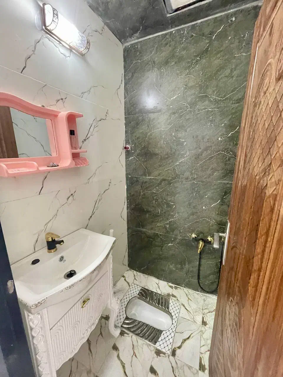 فروش ویلا  درمنطقه جنگلی  (مشاورپاشا)|فروش خانه و ویلا|آمل, |دیوار