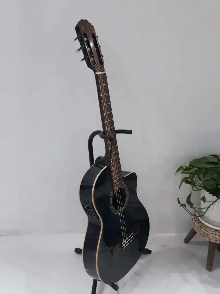 گیتار اسپانیایی پرودنسیو ۵۱|گیتار، بیس، امپلیفایر|تهران, سهروردی|دیوار