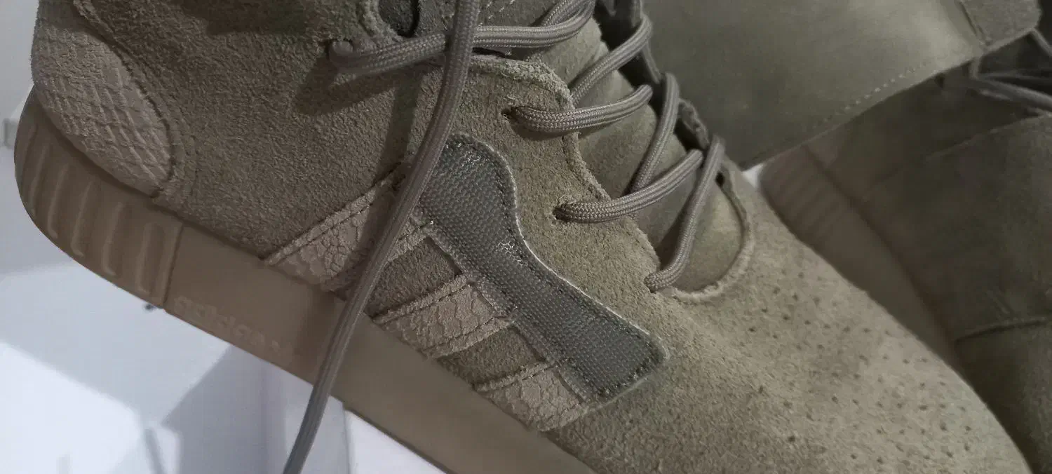 کفش ادیداس|کیف، کفش، کمربند|مهاباد (آذربایجان غربی), |دیوار