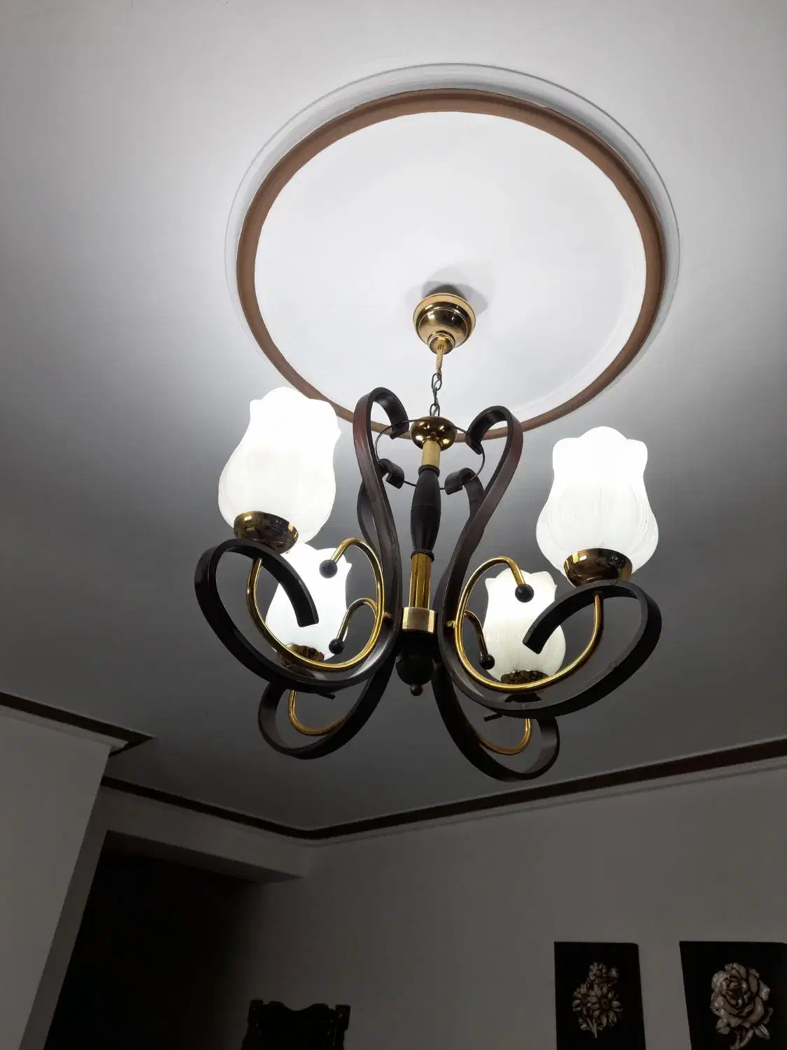 لوستر چهار شاخه|لوستر و چراغ آویز|باقرشهر, |دیوار