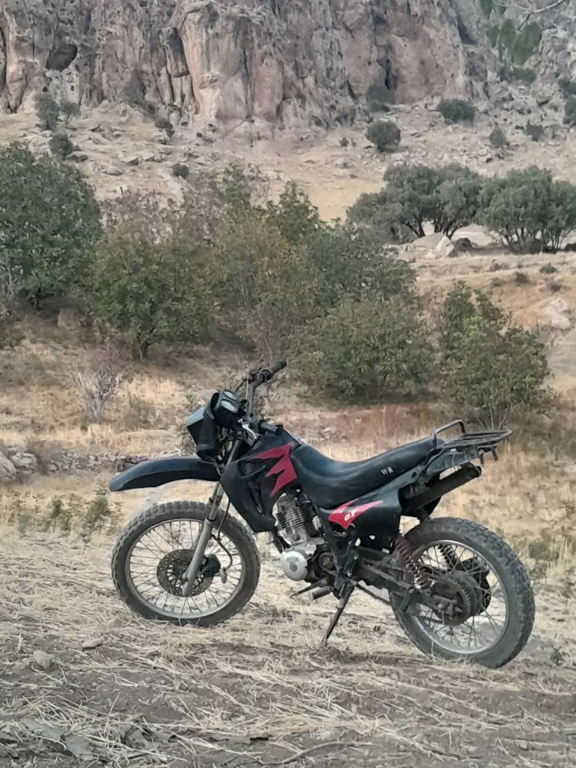 تریل ۲۰۰سی سی|موتورسیکلت|هلیلان, |دیوار