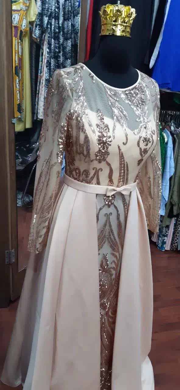 لباس مجلسی|لباس|اندیشه, اندیشه فاز ۳|دیوار