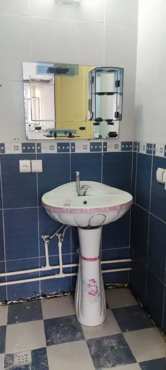 روشویی به همراه آینه|لوازم سرویس بهداشتی|خوی, |دیوار