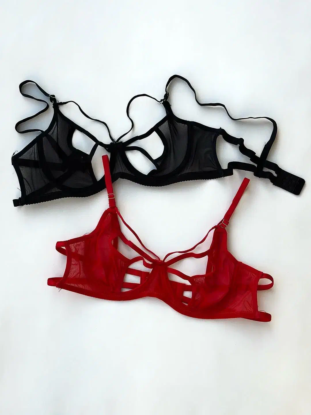 لباس زیر|لباس|سبزوار, قصبه شرقی|دیوار