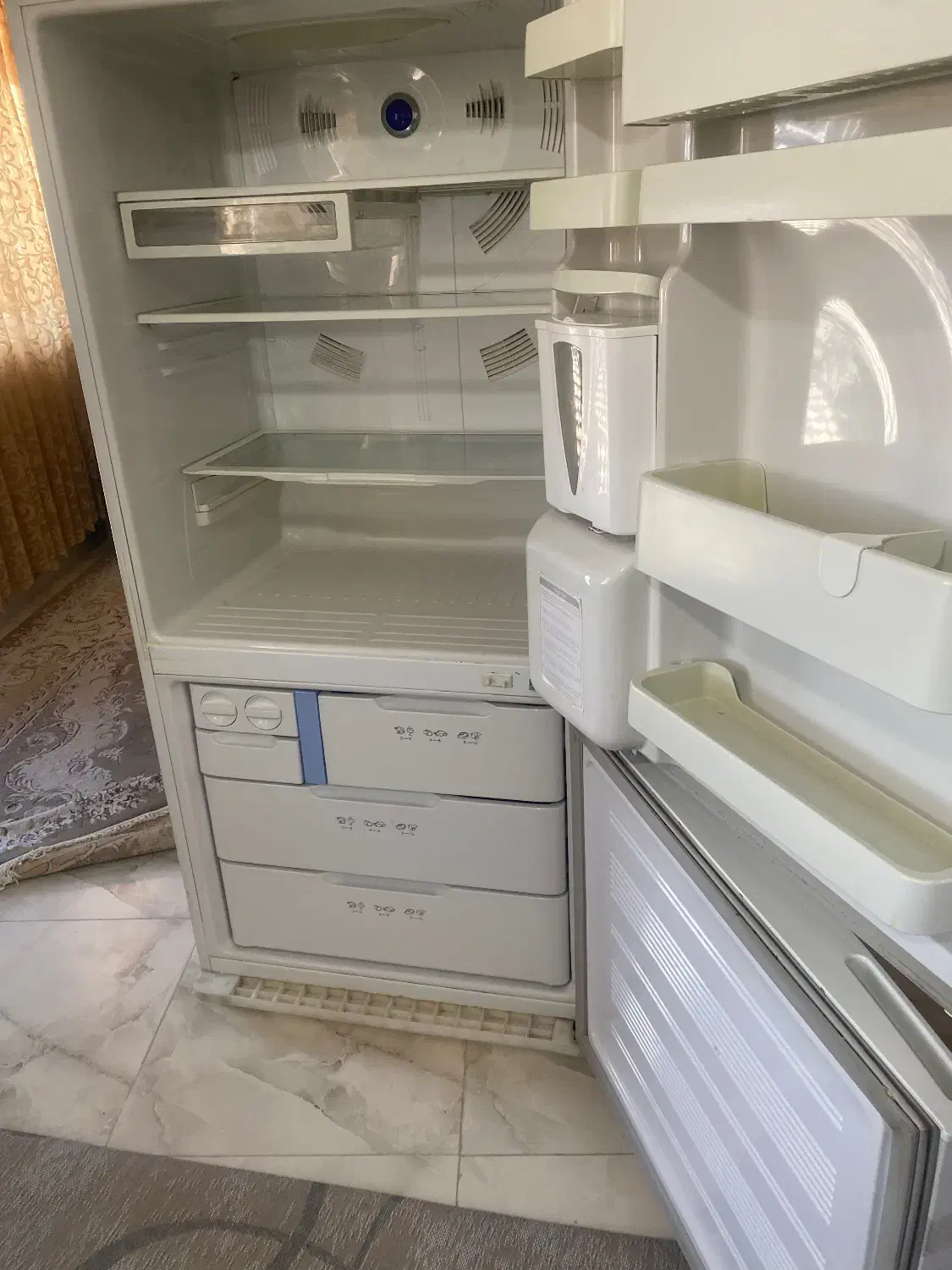 یخچال|یخچال و فریزر|شیروان (خراسان), |دیوار