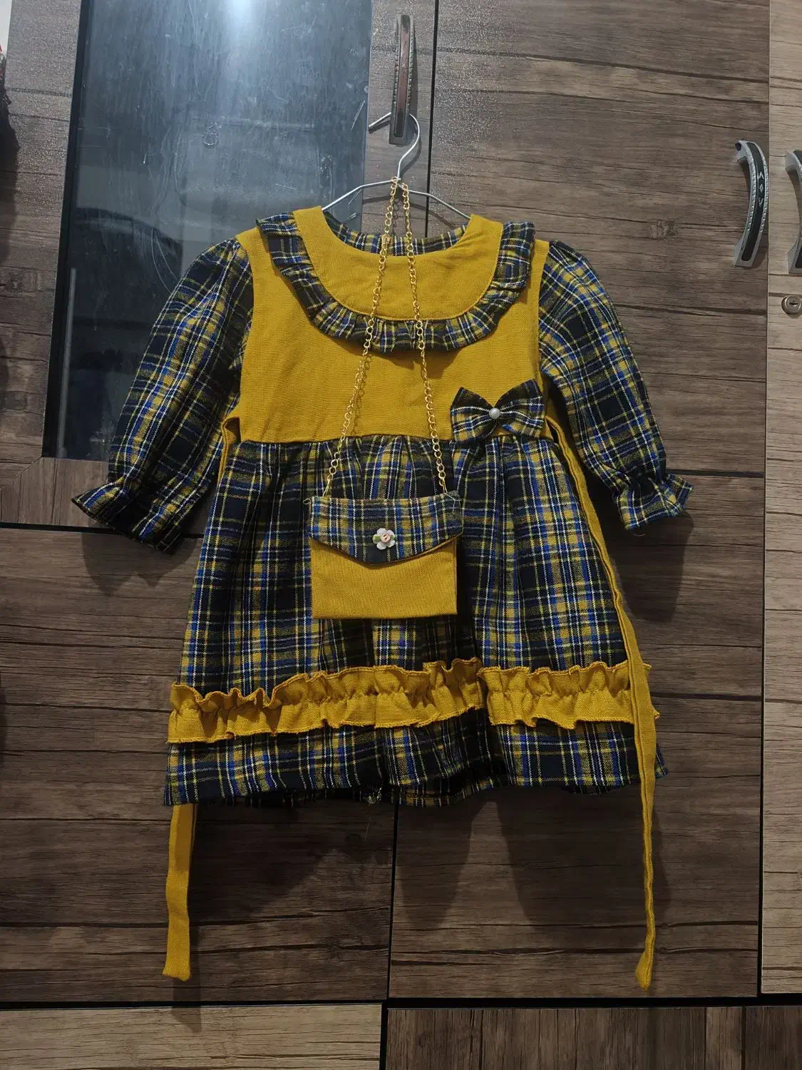 سارافن مناسب سه سال تا چهار سال|لباس|کازرون, |دیوار